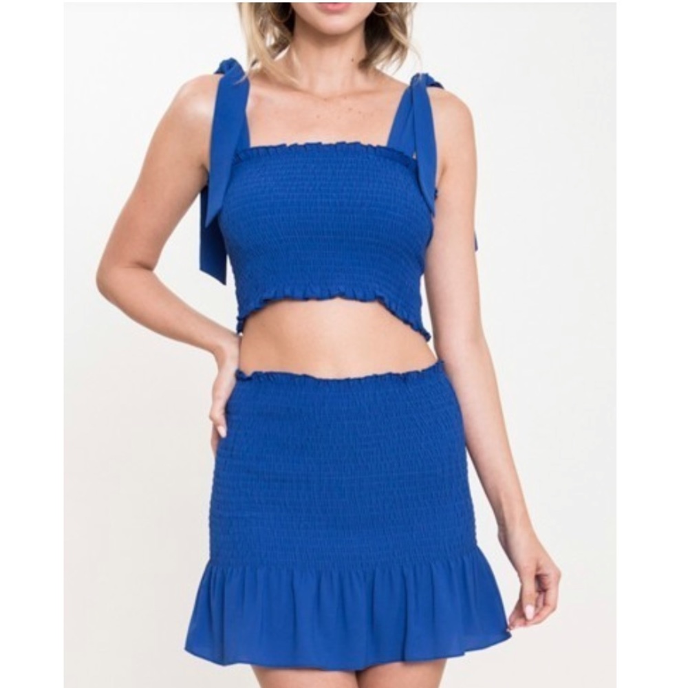 Two piece set